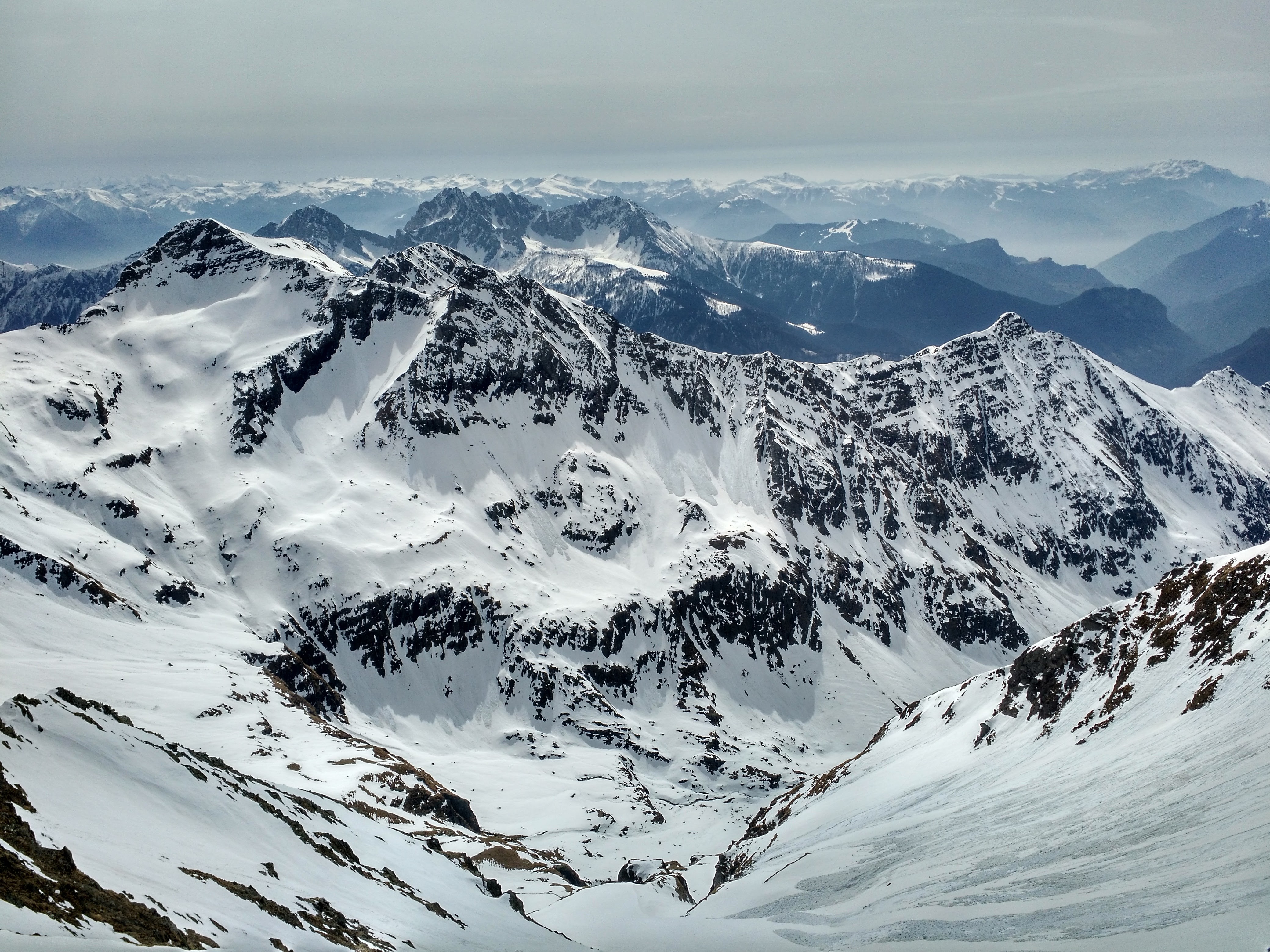 Pizzo Tre Confini (2824 m). Bel gol in zona Cesarini.