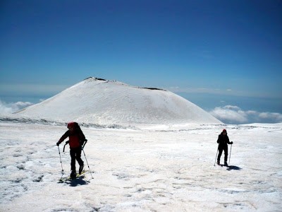 M. Etna con gli sci…