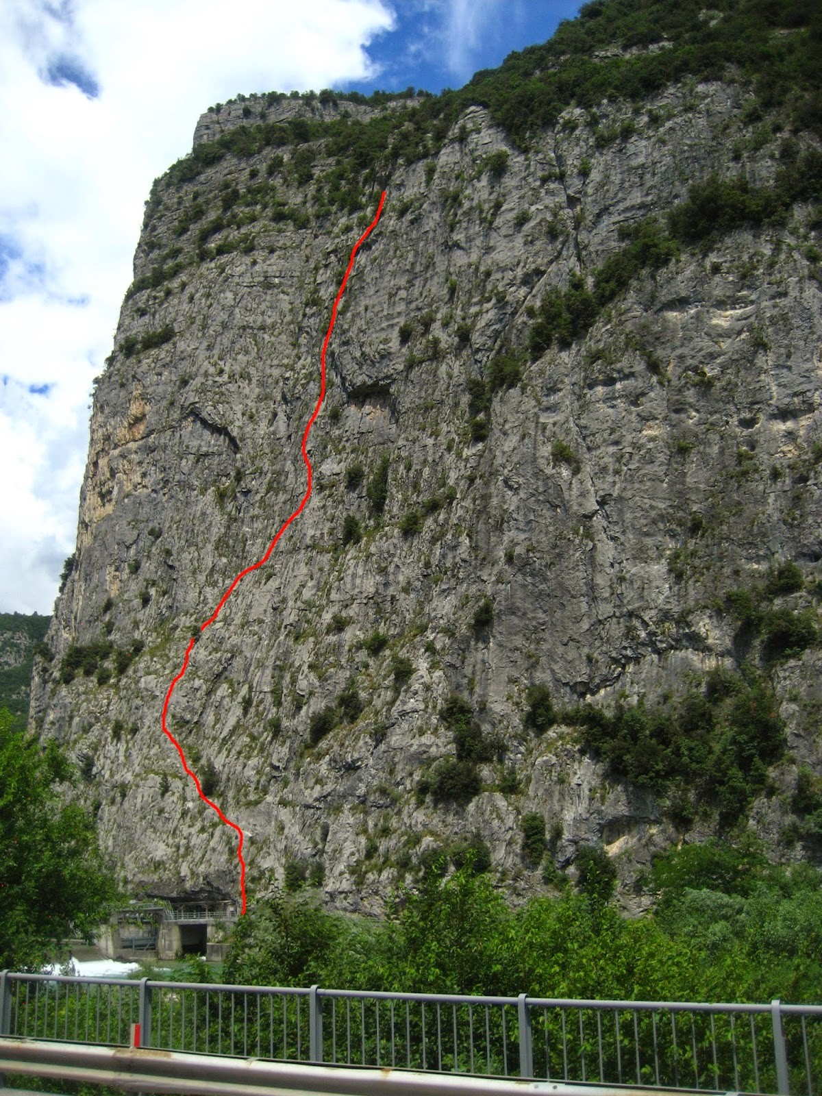 Via Orizzonti Dolomitici (IV+, V) – Piccolo Dain, Parete del Limarò